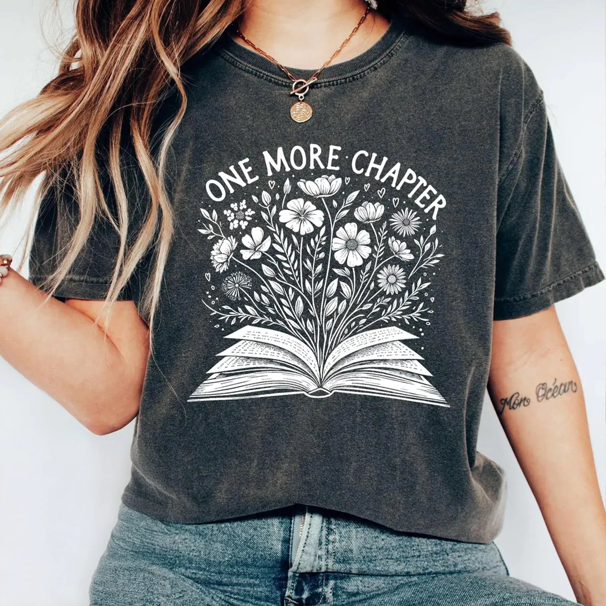 One More Chapter Shirt, Book Lover Shirt, Reading Shirt, Bookworm Shirt, Librarian T-shirt, Readers Shirt, Book Lover Gift, Bookish Shirt