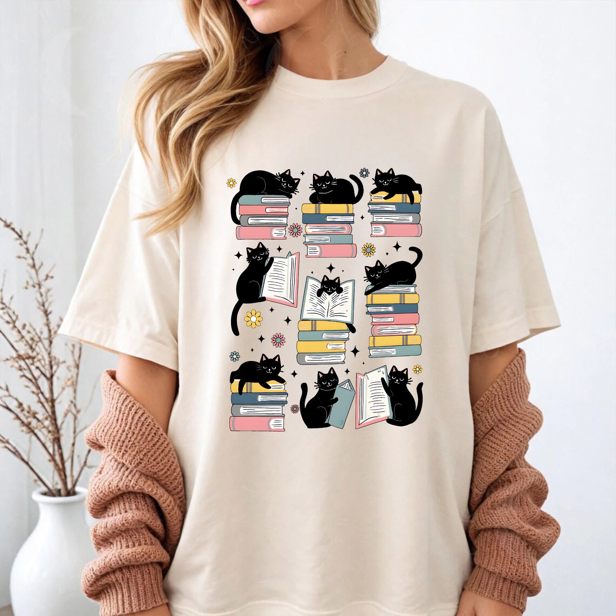Black Cat Book Lover T-Shirt, Cute Reading Cat Tee, Bookworm Gift, Literary Cat Lover Gift for Reader, Bookish Gift