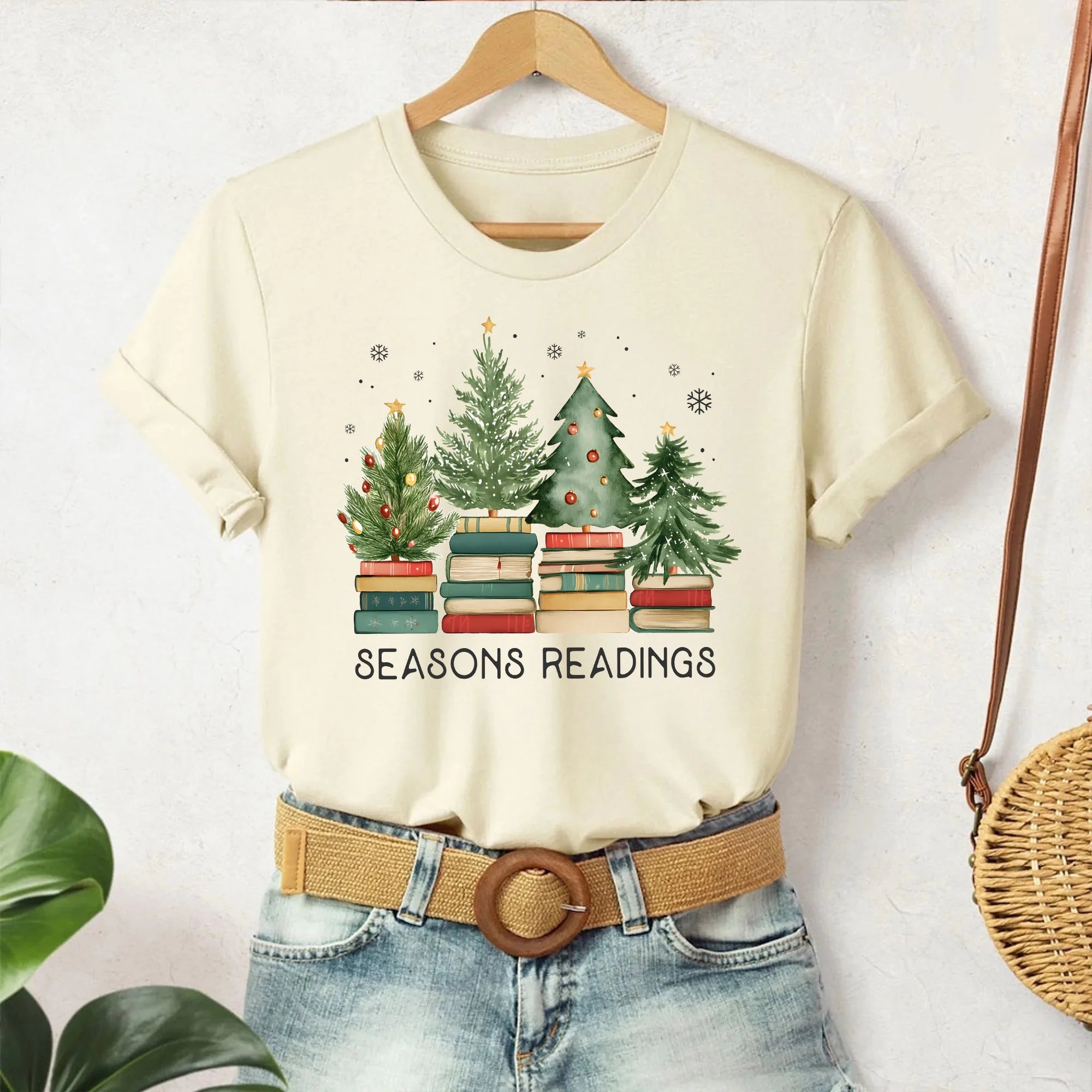 Bookish Christmas T-Shirt: Seasons Readings, Librarian Gift