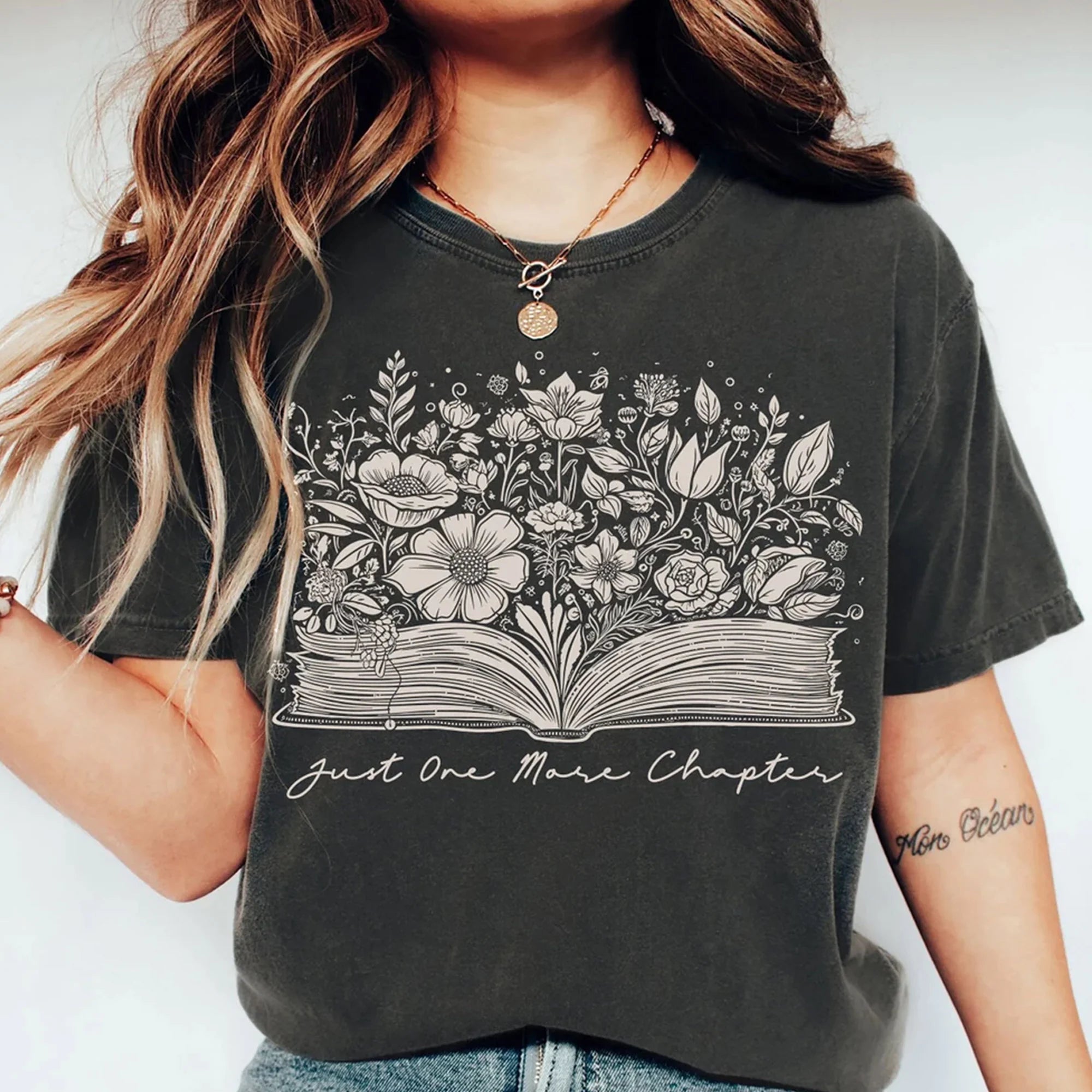 Just one more chapter t-shirt, bookish Merch, Reading t-shirt, Literature, Book Lover tshirt, Comfort Colors, Book Shirt, Librarian Shirts