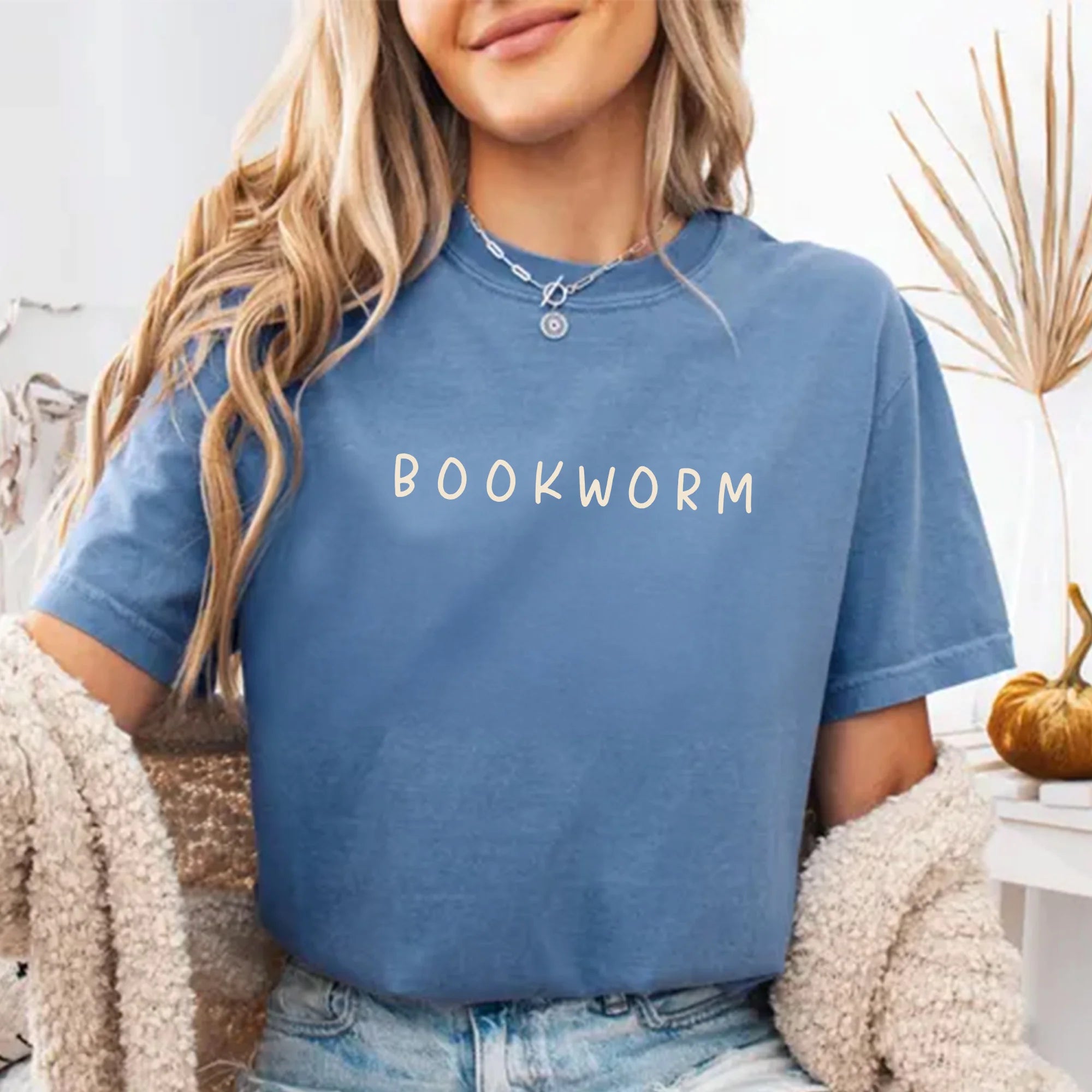 Comfort Colors® Bookworm Shirt, Book Lover T-shirt, Bookish Outfit, Book Club Clothing, Bookworm Tee, Reading Teacher Tshirt, Librarian Gift